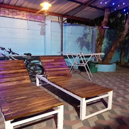 Bee Cottage نيجومبو المظهر الخارجي الصورة