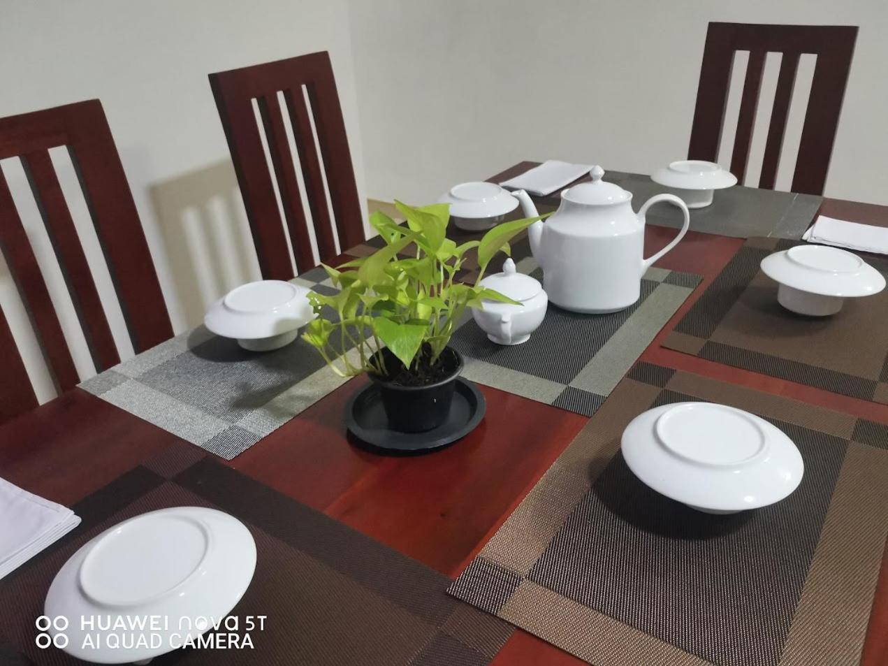 Bee Cottage نيجومبو المظهر الخارجي الصورة