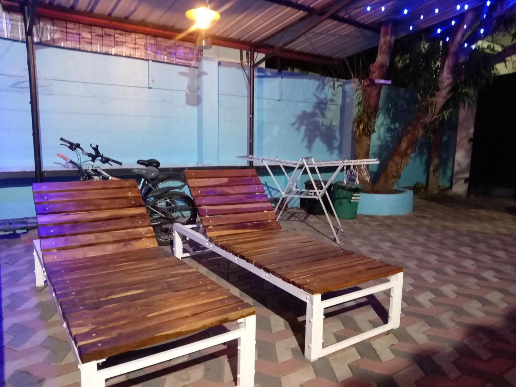 Bee Cottage نيجومبو المظهر الخارجي الصورة